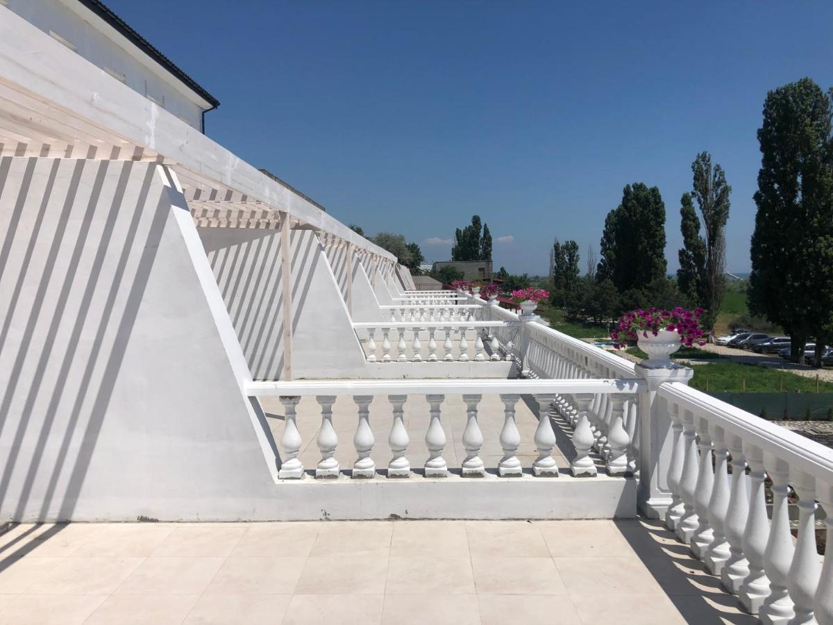 Hotel Panorama Briz Karolino-Bugaz Exteriér fotografie